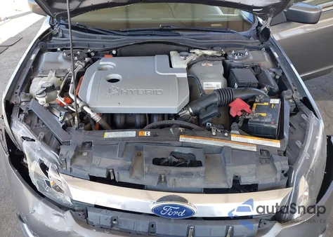 2010 Ford Fusion Hybrid from USA, damaged, VIN 3FADP0L34AR310372